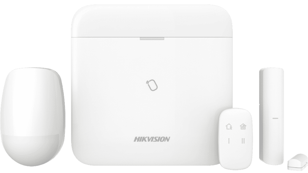 Hikvision AX PRO vezeték nélküli riasztó szett: AX PRO központ, PIR mozgásérzékelő, mágneses nyitásérzékelő és távirányító, a TEMA professzionális kínálatában.
